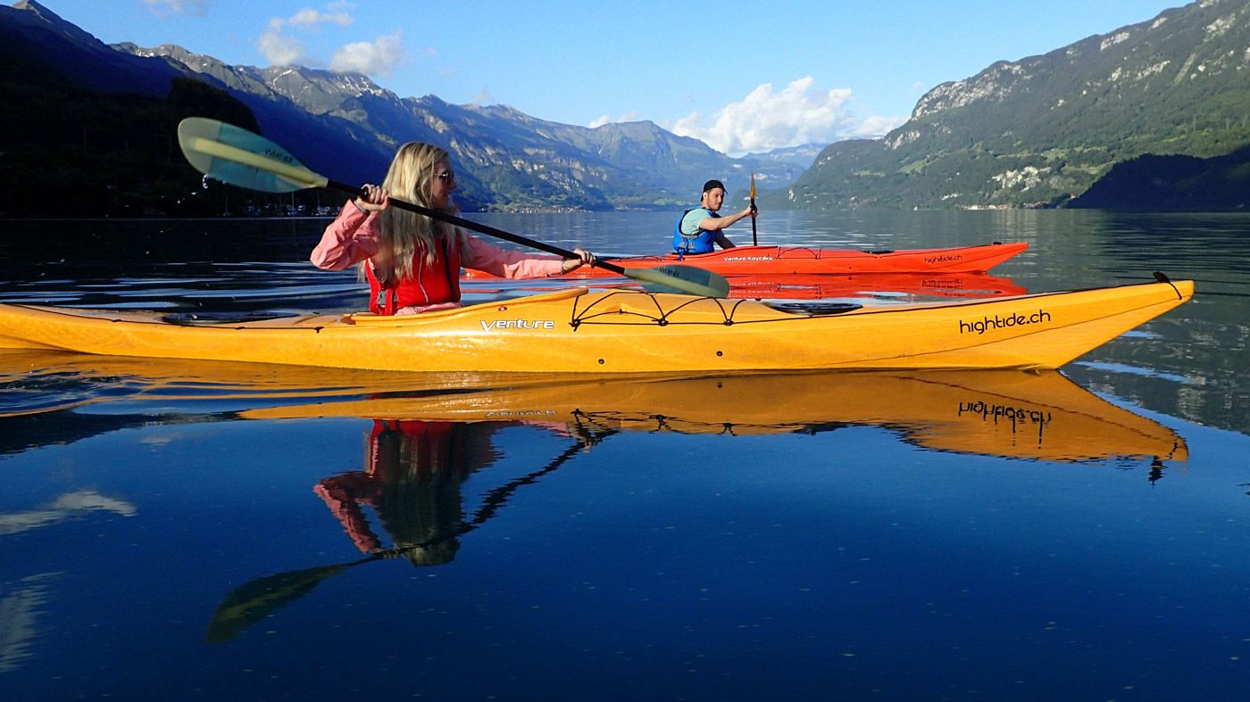 Summer-Kayak-Tour-Lake-Brienz-@hightide.ch_