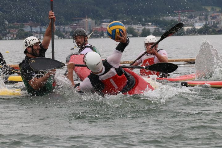 Spektakuläres Kanupolo-Turnier am Obersee