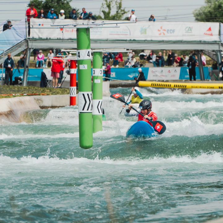Saisonauftakt für das Schweizer Kanu-Slalom-Team bei der EM in Paris